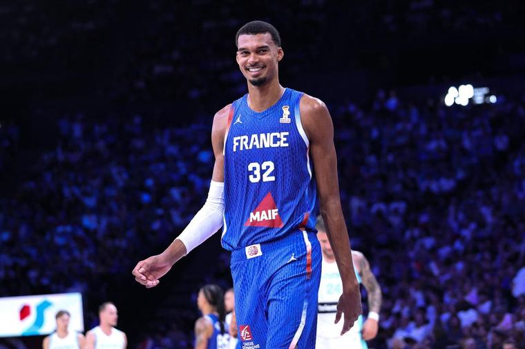 DIRECT. Wemby et les Bleus en Suède, le début de l’US Open, un choc Monaco - Marseille ce soir, Enric Mas conforte son maillot rouge sur la Vuelta... Suivez les temps forts sportifs du 30 août